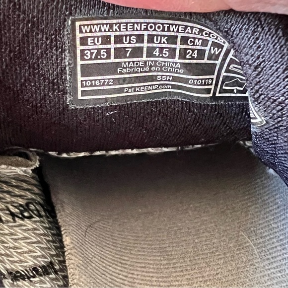 KEEN WOMEN'S TERRADORA WATERPROOF HIKING SHOE - RAVEN/GARGOYLE SIZE 7 - Picture 6 of 11